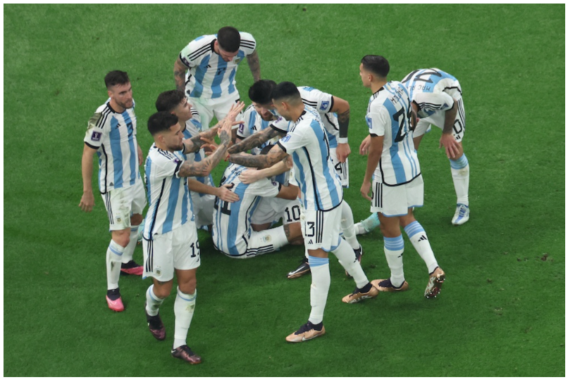 Tuyển Argentina lên ngôi vô địch sau trận chung kết nghẹt thở