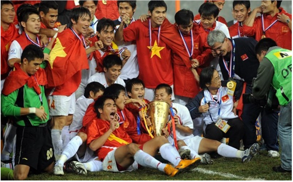 Tuyển Việt Nam với chức vô địch AFF Cup lần đầu tiên trong lịch sử, vào năm 2008